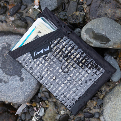 Minimalist Card Holder by flowfold